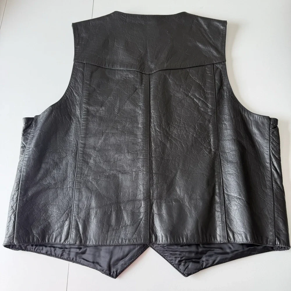 Leather Gallery Men's Black Leather Vest Size 50 Button Up Motorcycle Vest Biker
